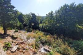 Beautiful Character Home With 202 M2 Of Living Space And On 1448 M2 Of Land With Pool And A Private Beach On The Orb River. Unique Opportunity