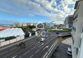 3 Bedroom Apartment - São Pedro - Ponta Delgada