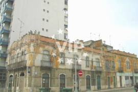 OLHÃO - HISTORIC BUILDING TO RESTORE