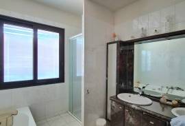 Near The Sea, Beautiful Villa With 296 M2 Of Living Space, Spacious Garage And Large Annexe On 2375 M2 Plot, Of Which 1000 M2 Still Constructible.