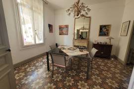 Superb Town House With 300 M2 Of Living Space With Its Former Wine Storehouse, Garden And Swimming Pool 10 Minutes From The Beaches. Superb Town House With 300 M2 Of Living Space With Its Former Wine Storehouse, Garden And Swimming Pool 10 Minutes From The Beaches.