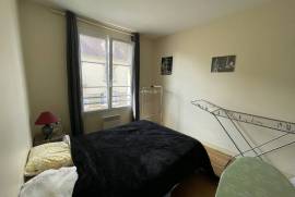 Town House with Neat Garden