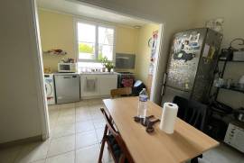 Town House with Neat Garden