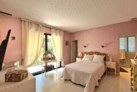 Beautiful Villa Near The Sea with Garage And Large Annexe