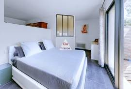 Detached Villa in an Oasis of Calm with Pool Detached Villa in an Oasis of Calm with Pool