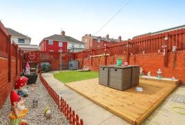2 bedroom, End of terrace house for sale
