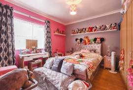 2 bedroom, End of terrace house for sale