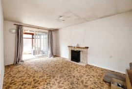 2 bedroom, Bungalow for sale