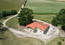 Country house with Gite to finish, Pyrenees views