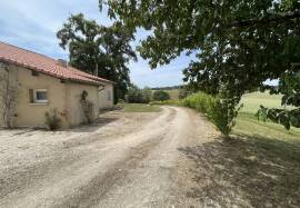 Country house with Gite to finish, Pyrenees views