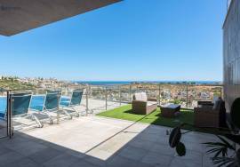 Exclusive and Modern Apartment with Sea and Marina View in Albufeira