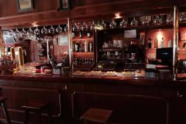Cerveceria, a fully operational cafeteria in Vitoria. Two terraces.