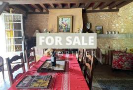 Lovely Character Cottage with Nice Garden