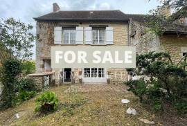 Lovely Character Cottage with Nice Garden