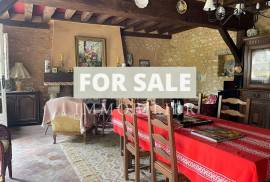 Lovely Character Cottage with Nice Garden