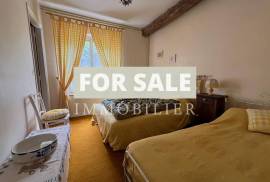 Lovely Character Cottage with Nice Garden