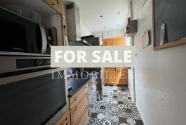 Pretty Town House with Nice Garden