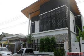 Three Bedroom House with a Private Pool in a Quiet Location on By Pass Road For Sale