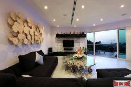 Villa Namaste - Contemporary Seven Bedroom Villa with Sea View for Sale in Bang Tao Villa Namaste - Contemporary Seven Bedroom Villa with Sea View for Sale in Bang Tao