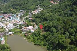 Prime Hillside with Lake Overview Land 2,023 sq. m Rai in Kathu near Loch Palm and Red Mountain Golf Courses