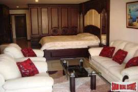Studio For Sale Which Affords The Owner Everything On The Doorstep - North Pattaya