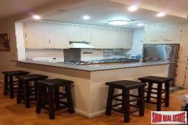 Liberty Park 2 Sukhumvit - Large 2 Bed Condo in Great Location off Soi 11 Sukhumvit