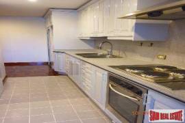 Waterford Park Thonglor - Corner Unit with Three Balconies for Sale in Thonglor, Bangkok