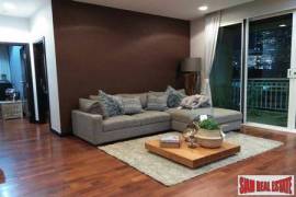Wilshire Condominium - Elegant Three Bedroom Condo for Sale at Sukhumvit 22