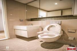 New Luxury 3 Bed Condo Ready to Move in at Sukhumvit 43, Phrom Phong - 22% Discount!