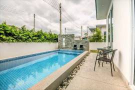 MIL POOL 1 : Modern 2 Bed Pool Villa Nr Town MIL POOL 1 : Modern 2 Bed Pool Villa Nr Town