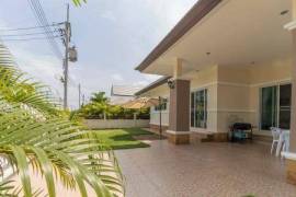 EMERALD GREEN : 3 Bed Villa