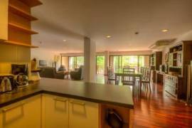 Luxury Penthouse Beach Side Condo