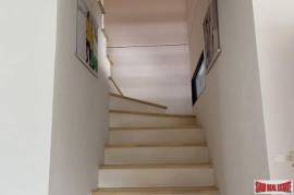 The Connect 35 - Large Two Bedroom Bright & Comfortable Townhouse for Sale in Phatthanakan