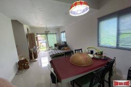 The Connect 35 - Large Two Bedroom Bright & Comfortable Townhouse for Sale in Phatthanakan