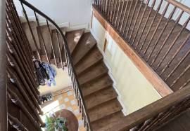 Elegant Manor House with Renovated Outbuilding - Ideal for Seminars, Yoga Retreats, or Luxury Guest House