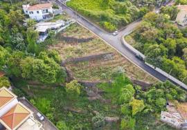 Land - 2200sqm - Funchal