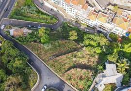 Land - 2200sqm - Funchal