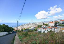Land - 2200sqm - Funchal