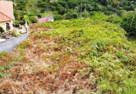 Construction land 690 m2 - Machico