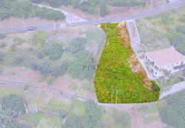 Construction land 690 m2 - Machico