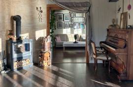 Luxury 7 Bed House For Sale In Valestrandsfossen
