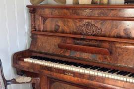 Luxury 7 Bed House For Sale In Valestrandsfossen
