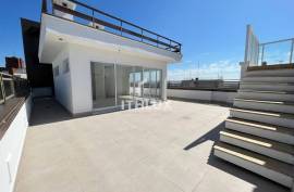 Triplex Penthouse, For Sale, 547m², 4 Bedrooms, 4 Parking Spaces, Swimming Pool, Windmills, POA/RS