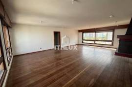 Triplex Penthouse, For Sale, 547m², 4 Bedrooms, 4 Parking Spaces, Swimming Pool, Windmills, POA/RS