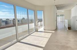 Triplex Penthouse, For Sale, 547m², 4 Bedrooms, 4 Parking Spaces, Swimming Pool, Windmills, POA/RS