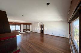 Triplex Penthouse, For Sale, 547m², 4 Bedrooms, 4 Parking Spaces, Swimming Pool, Windmills, POA/RS