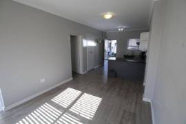 Apartment For Sale In Cape Town South