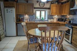 Houses for sale - 8 rooms - 146 m2 - HELLÉAN - (56120)