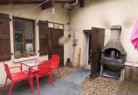 Traditional house for sale, 7 rooms - Monfort 32120