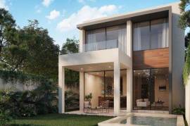 Contemporary 4 Br Home w/ luxury amenities